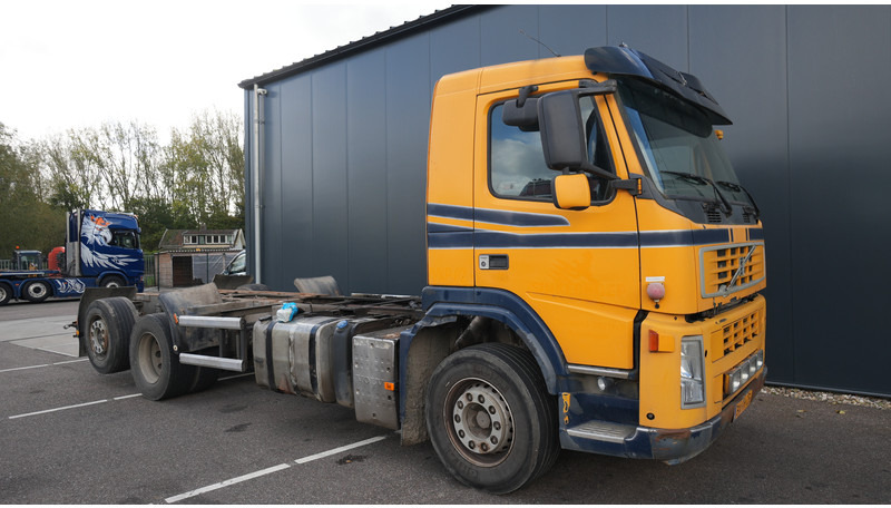 Volvo FM9 340 6X2 CHASSIS EURO 5 480000KM - Caminhão chassi: foto 4 Volvo FM9 340 6X2 CHASSIS EURO 5 480000KM - Caminhão chassi: foto 4