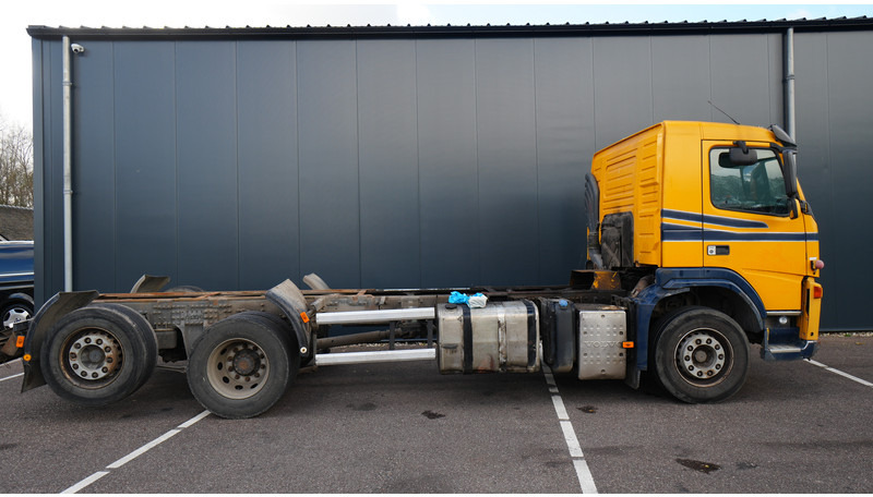 Volvo FM9 340 6X2 CHASSIS EURO 5 480000KM - Caminhão chassi: foto 2 Volvo FM9 340 6X2 CHASSIS EURO 5 480000KM - Caminhão chassi: foto 2