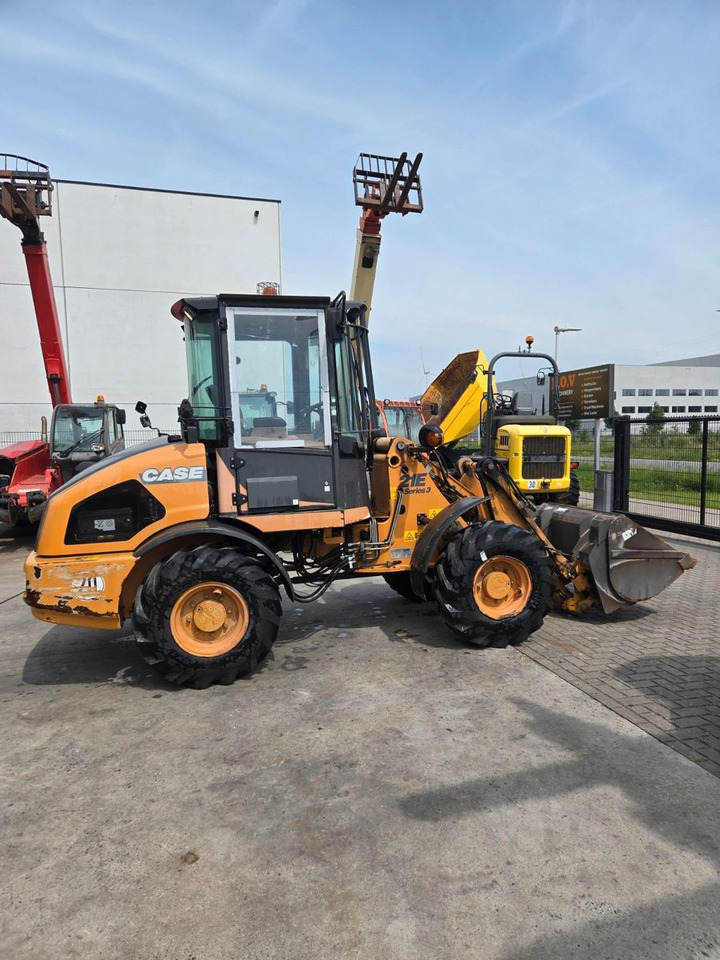 Carregadeira de rodas Case 21E: foto 7