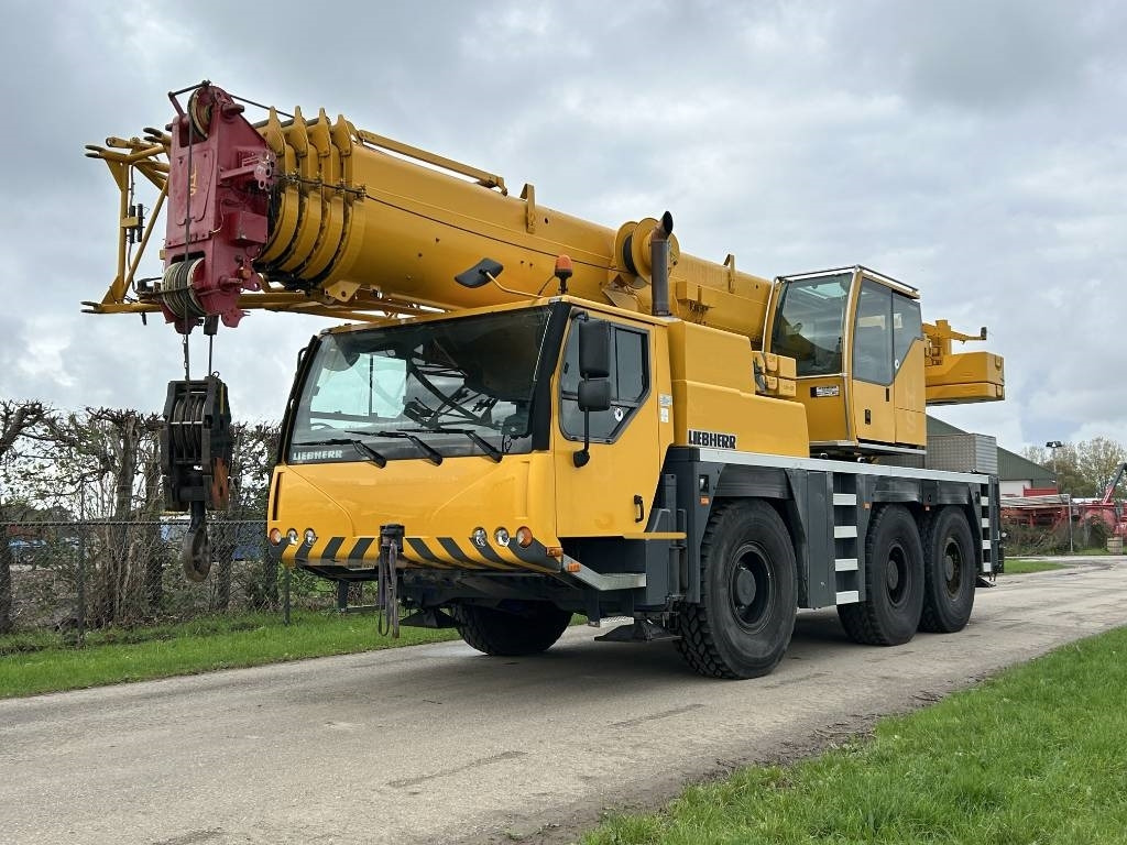 Liebherr LTM 1055-3.1  - Grua todo o terreno: foto 4 Liebherr LTM 1055-3.1  - Grua todo o terreno: foto 4