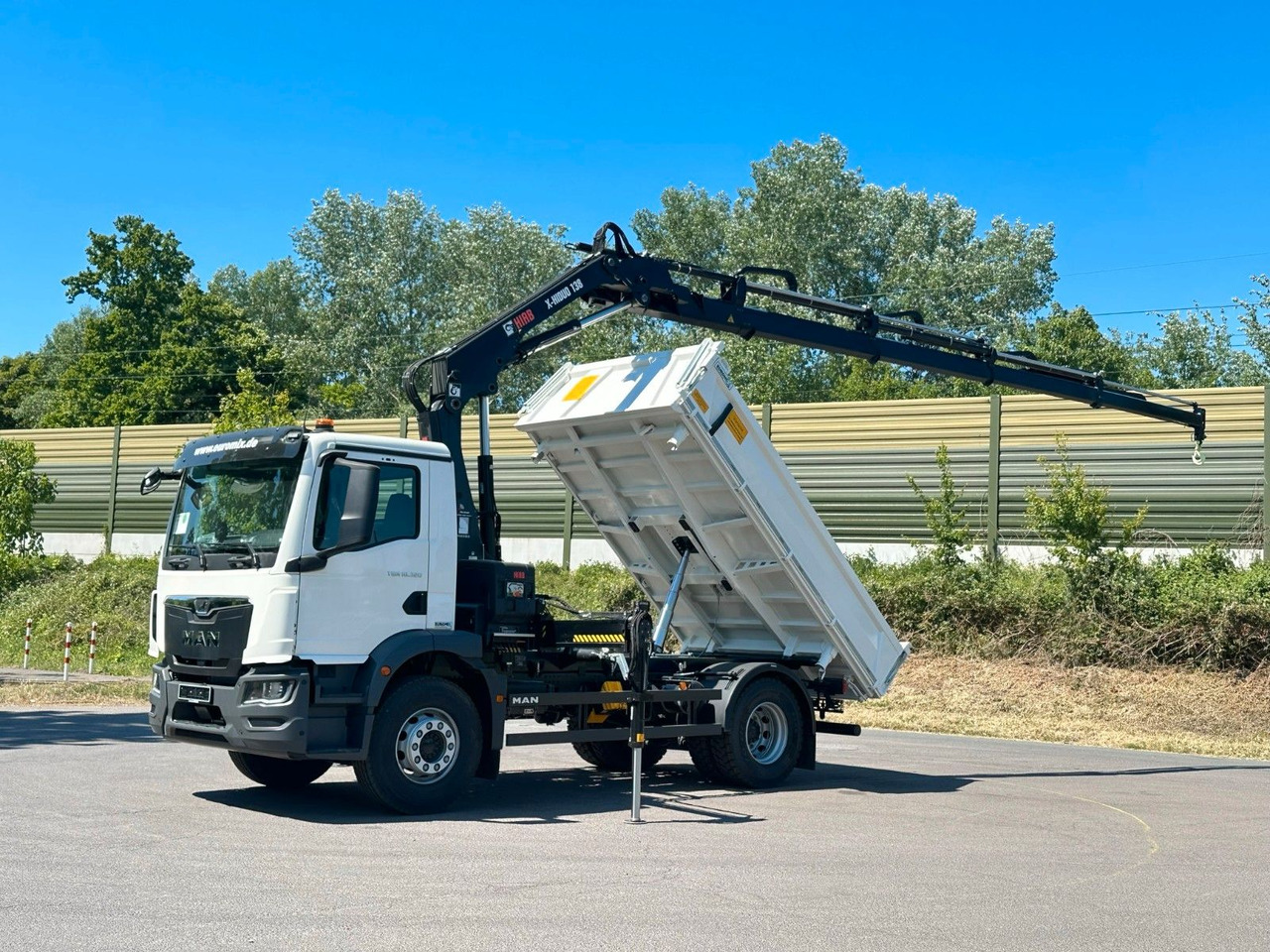 MAN TGM 18.320 4x2 Euro6e Hiab X-HiDuo 138DS-4 - Caminhão basculante, Caminhão grua: foto 1 MAN TGM 18.320 4x2 Euro6e Hiab X-HiDuo 138DS-4 - Caminhão basculante, Caminhão grua: foto 1