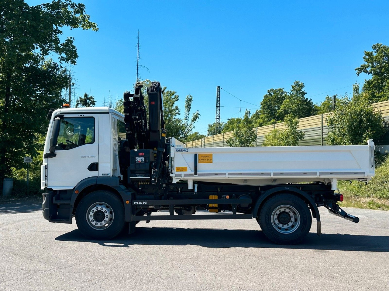 MAN TGM 18.320 4x2 Euro6e Hiab X-HiDuo 138DS-4 - Caminhão basculante, Caminhão grua: foto 4 MAN TGM 18.320 4x2 Euro6e Hiab X-HiDuo 138DS-4 - Caminhão basculante, Caminhão grua: foto 4