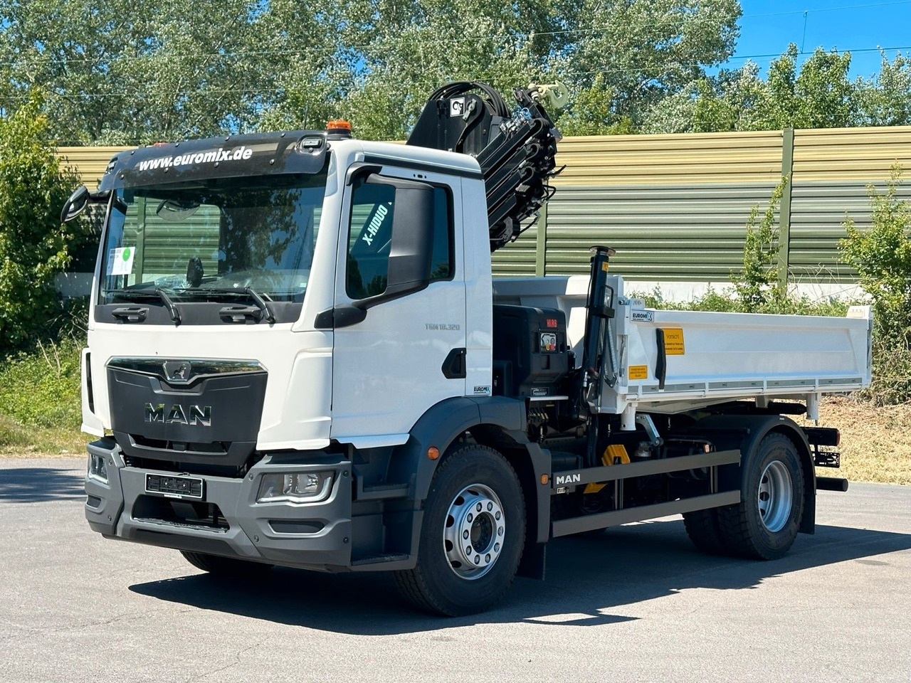 MAN TGM 18.320 4x2 Euro6e Hiab X-HiDuo 138DS-4 - Caminhão basculante, Caminhão grua: foto 2 MAN TGM 18.320 4x2 Euro6e Hiab X-HiDuo 138DS-4 - Caminhão basculante, Caminhão grua: foto 2