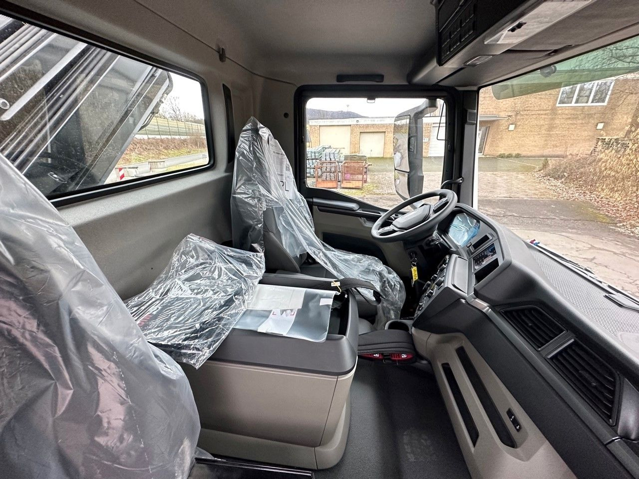 Caminhão basculante, Caminhão grua MAN TGM 18.320 4x4 Euro6e Hiab X-HiDuo 138DS-3: foto 28
