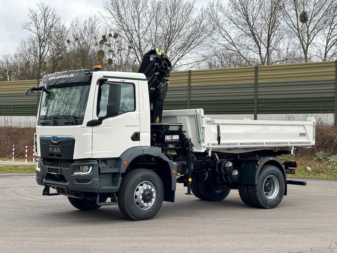 Caminhão basculante, Caminhão grua MAN TGM 18.320 4x4 Euro6e Hiab X-HiDuo 138DS-3: foto 21