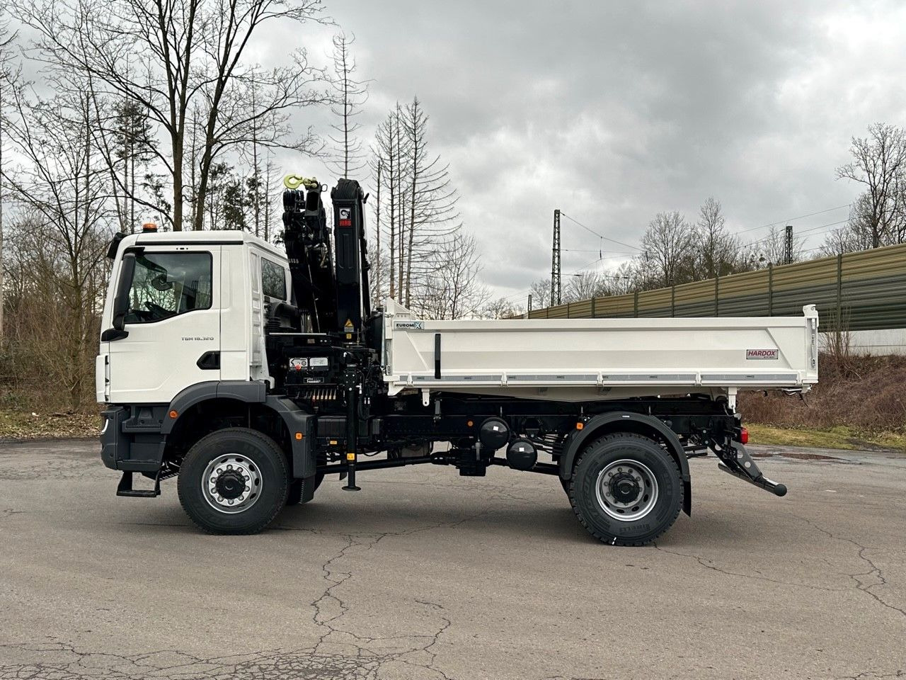 Caminhão basculante, Caminhão grua MAN TGM 18.320 4x4 Euro6e Hiab X-HiDuo 138DS-3: foto 20