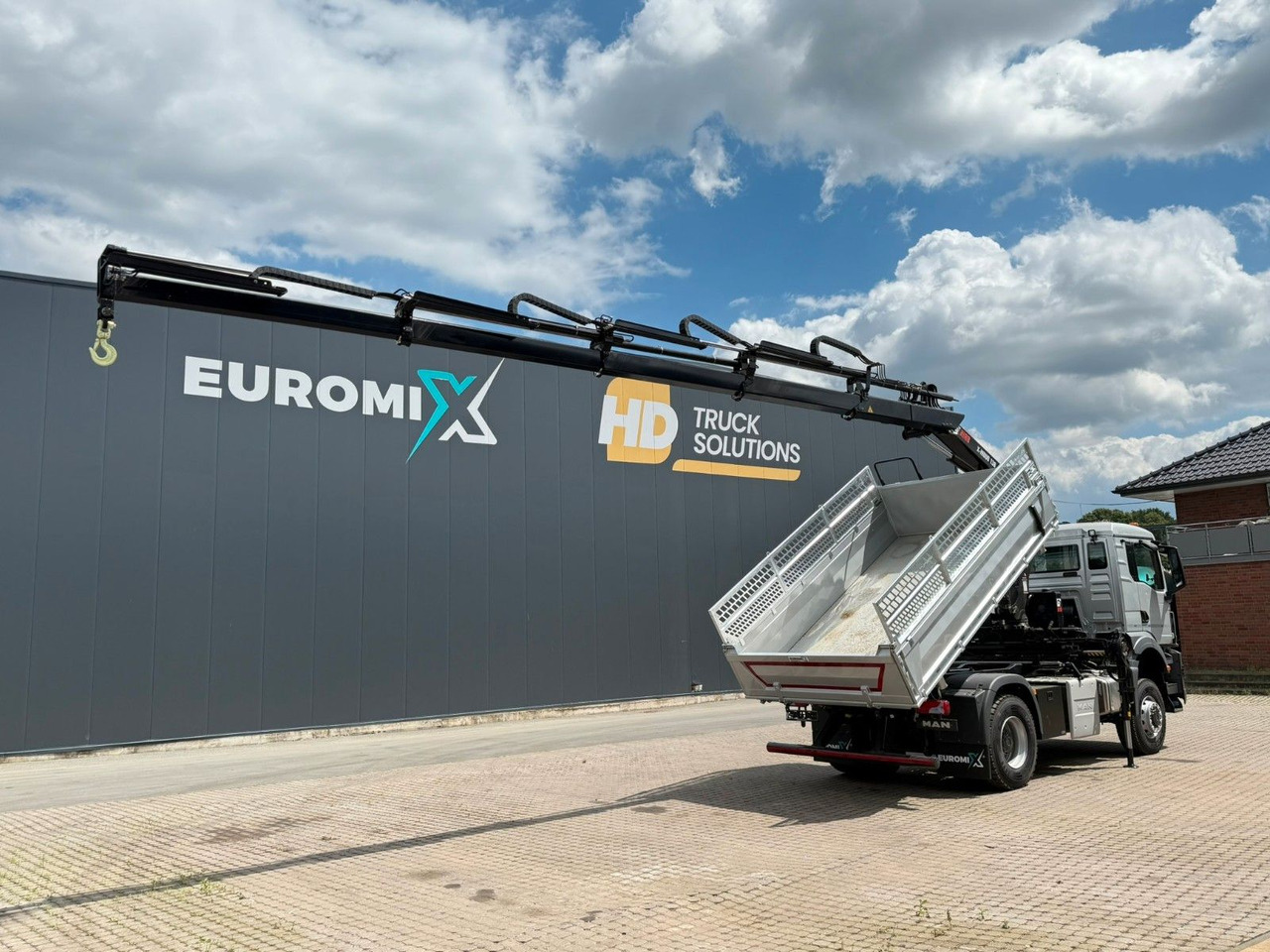 MAN TGS 18.400 TG3 4x4 Euro6e Hiab X-HiDuo 138DS-4 - Caminhão basculante, Caminhão grua: foto 5 MAN TGS 18.400 TG3 4x4 Euro6e Hiab X-HiDuo 138DS-4 - Caminhão basculante, Caminhão grua: foto 5