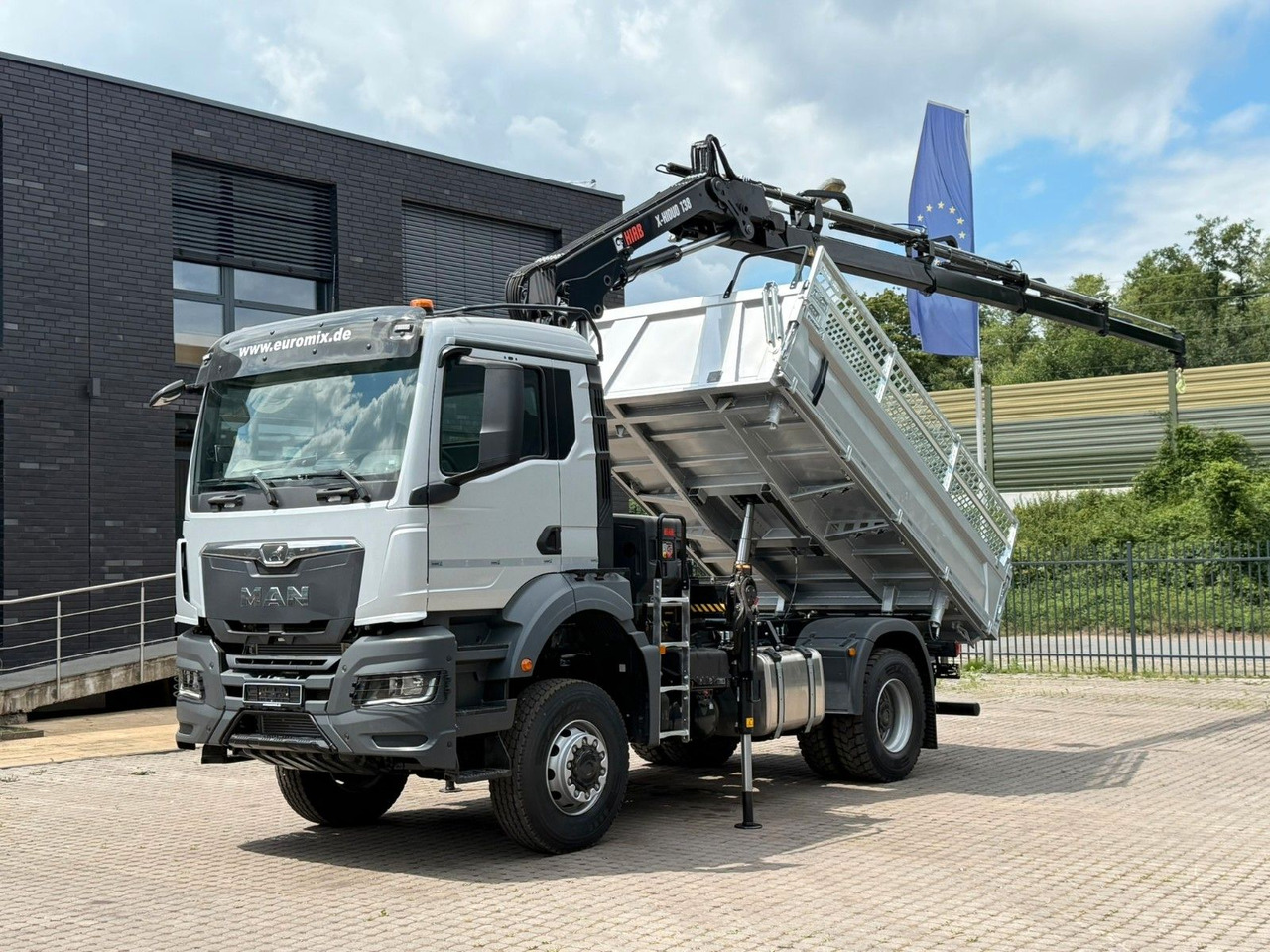 MAN TGS 18.400 TG3 4x4 Euro6e Hiab X-HiDuo 138DS-4 - Caminhão basculante, Caminhão grua: foto 2 MAN TGS 18.400 TG3 4x4 Euro6e Hiab X-HiDuo 138DS-4 - Caminhão basculante, Caminhão grua: foto 2