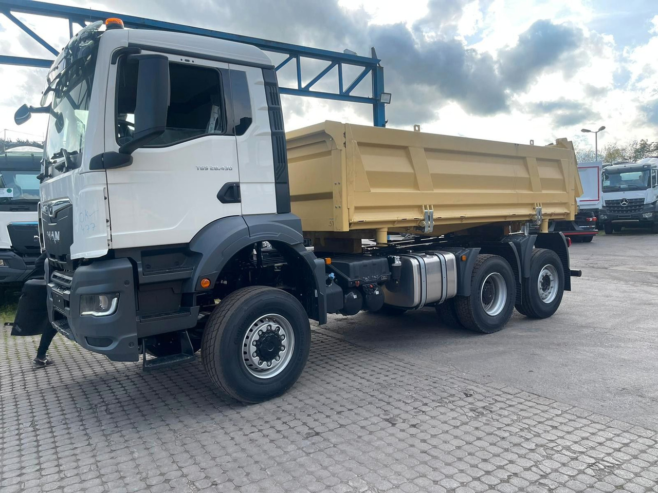 MAN TGS 28.440 6x4-4 / 3-Seiten- Kipper EuromixMTP - Caminhão basculante: foto 1 MAN TGS 28.440 6x4-4 / 3-Seiten- Kipper EuromixMTP - Caminhão basculante: foto 1