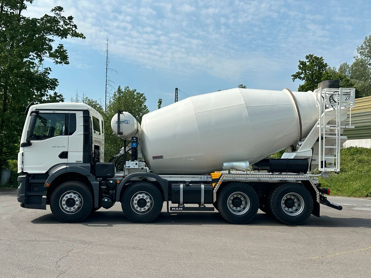MAN TGS 32.440 8x4 / Euromix MTP EM 9 L - Caminhão betoneira: foto 4 MAN TGS 32.440 8x4 / Euromix MTP EM 9 L - Caminhão betoneira: foto 4