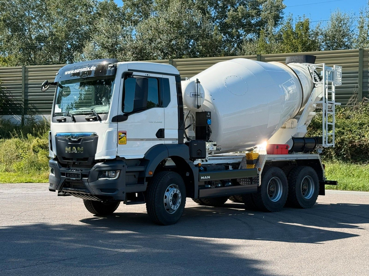 MAN TGS 33.440 / 6X4 Euro6e Euromix MTP EM 7 L - Caminhão betoneira: foto 3 MAN TGS 33.440 / 6X4 Euro6e Euromix MTP EM 7 L - Caminhão betoneira: foto 3
