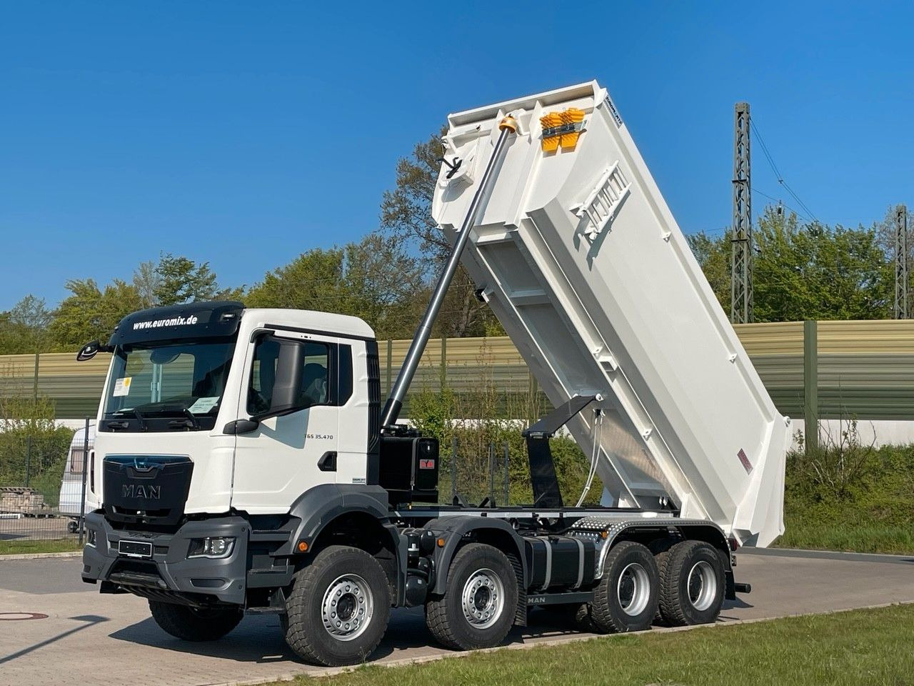 MAN TGS 35.470 BB 8X4 Mulden Kipper 10X Vorhanden - Caminhão basculante: foto 5 MAN TGS 35.470 BB 8X4 Mulden Kipper 10X Vorhanden - Caminhão basculante: foto 5