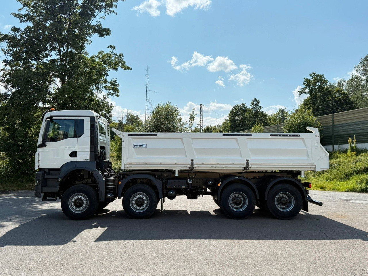 MAN TGS 35.480 8x6 EuromixMTP 3-Seiten-Kipper - Caminhão basculante: foto 3 MAN TGS 35.480 8x6 EuromixMTP 3-Seiten-Kipper - Caminhão basculante: foto 3