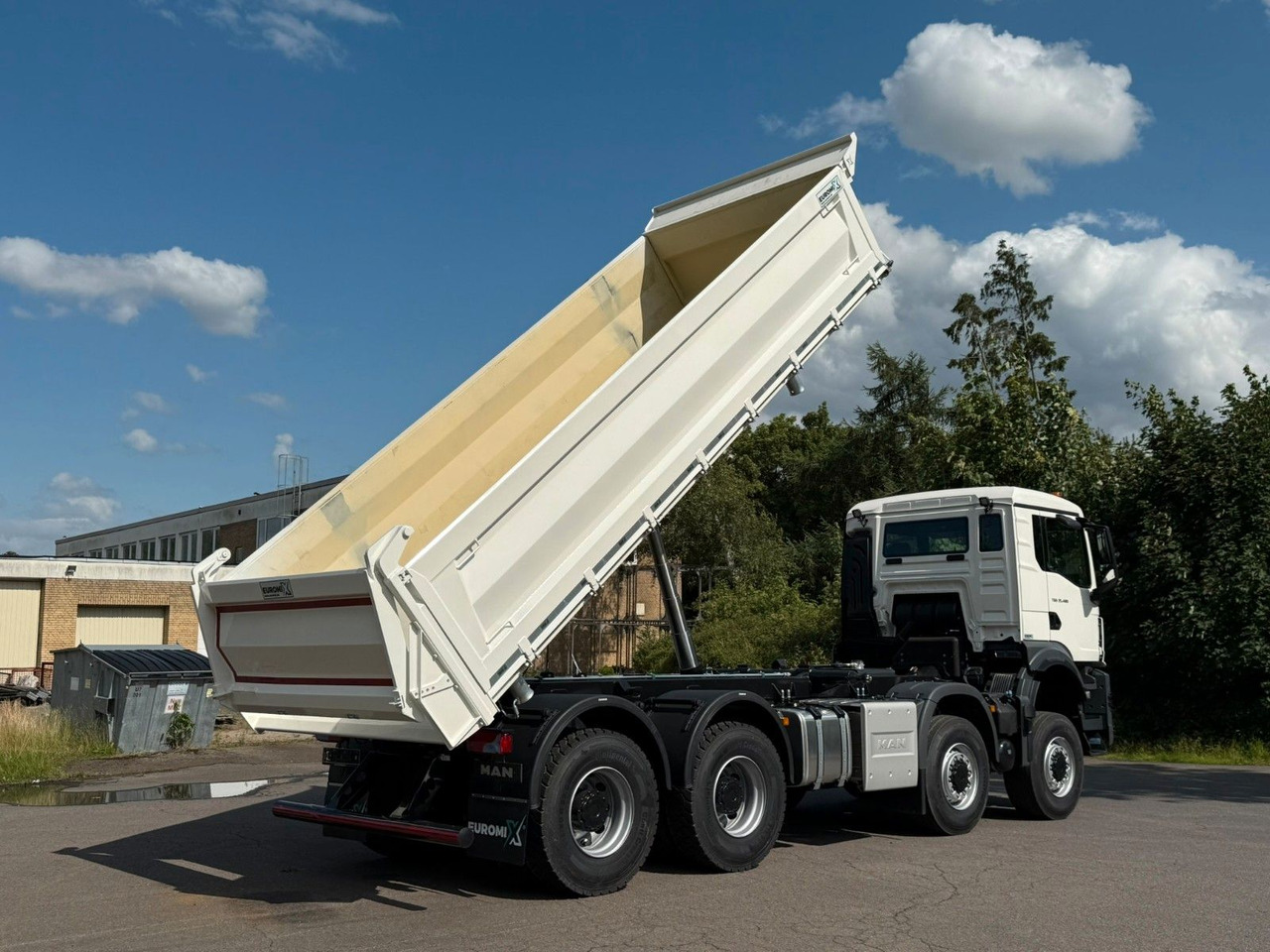 MAN TGS 35.480 8x8 EuromixMTP 3-Seiten-Kipper - Caminhão basculante: foto 5 MAN TGS 35.480 8x8 EuromixMTP 3-Seiten-Kipper - Caminhão basculante: foto 5