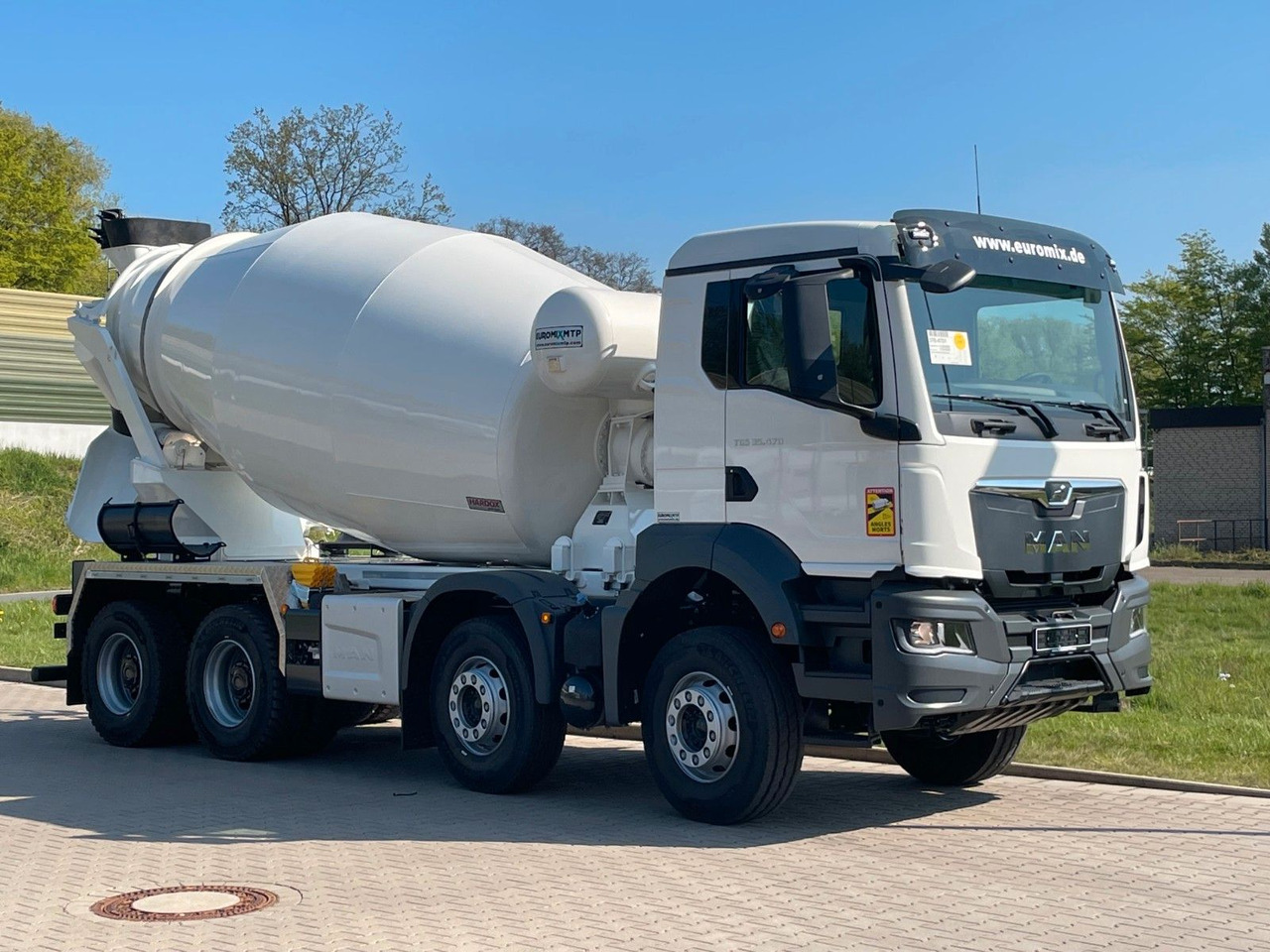 MAN TGS 35.520 8x4 /Euro6e EuromixMTP EM 10 L - Caminhão betoneira: foto 1 MAN TGS 35.520 8x4 /Euro6e EuromixMTP EM 10 L - Caminhão betoneira: foto 1