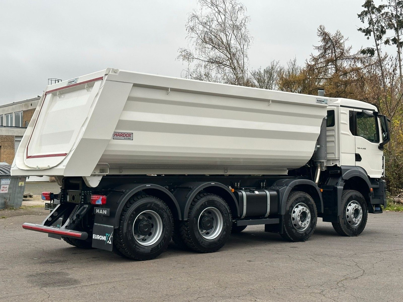 MAN TGS 41.400 8x4 / EUROMIX MTP 20m³/ EURO2 Kipper - Caminhão basculante: foto 5 MAN TGS 41.400 8x4 / EUROMIX MTP 20m³/ EURO2 Kipper - Caminhão basculante: foto 5