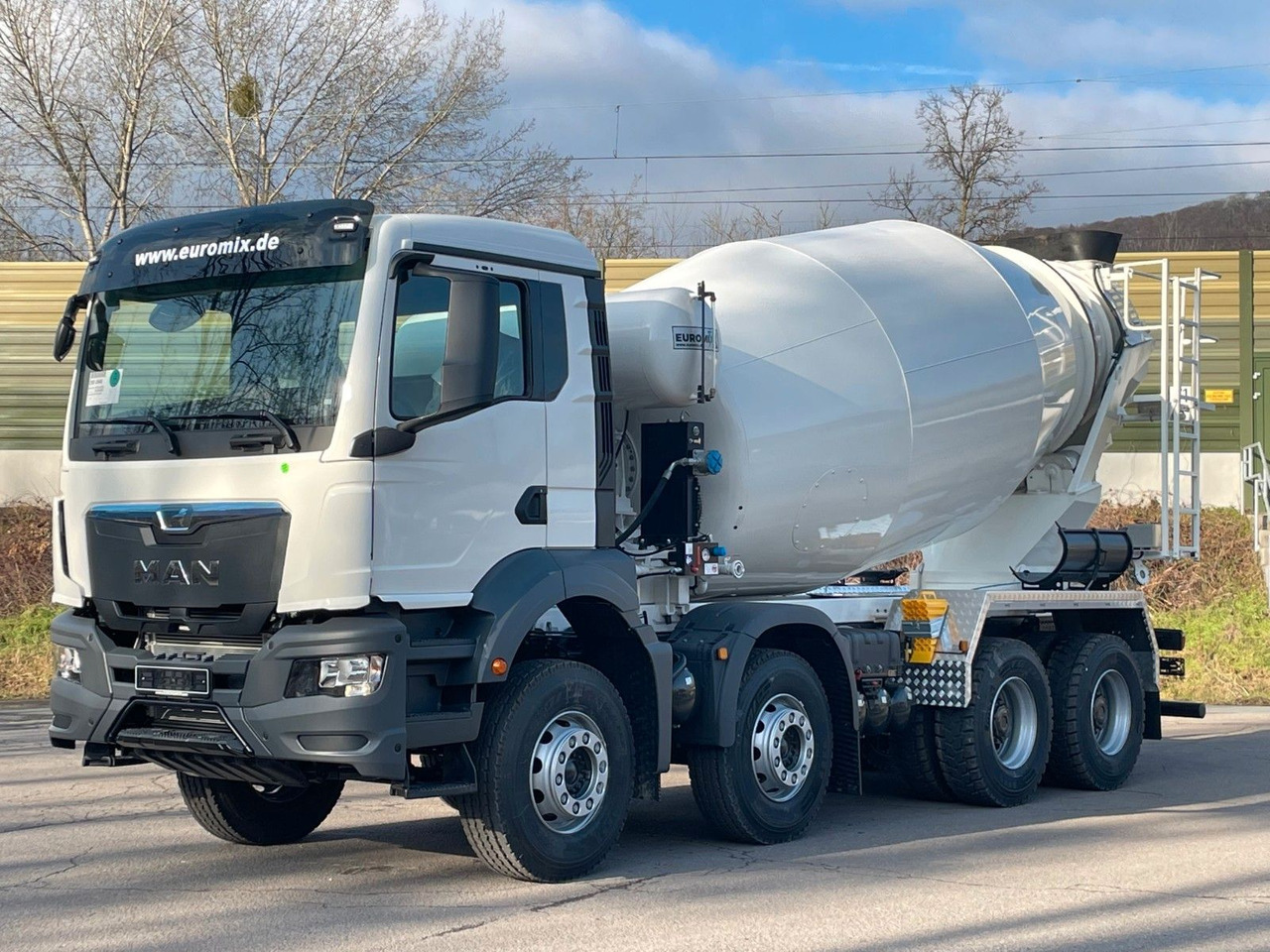 MAN TGS 41.400 8x4 / EuromixMTP EM 10m³ R / EURO 2 - Caminhão betoneira: foto 1 MAN TGS 41.400 8x4 / EuromixMTP EM 10m³ R / EURO 2 - Caminhão betoneira: foto 1
