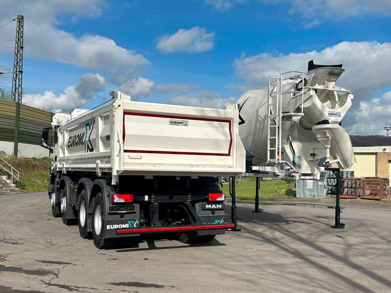 MAN TGS 41.440 8x4 WECHSELSYSTEM KIPPER+MISCHER - Caminhão basculante: foto 5 MAN TGS 41.440 8x4 WECHSELSYSTEM KIPPER+MISCHER - Caminhão basculante: foto 5