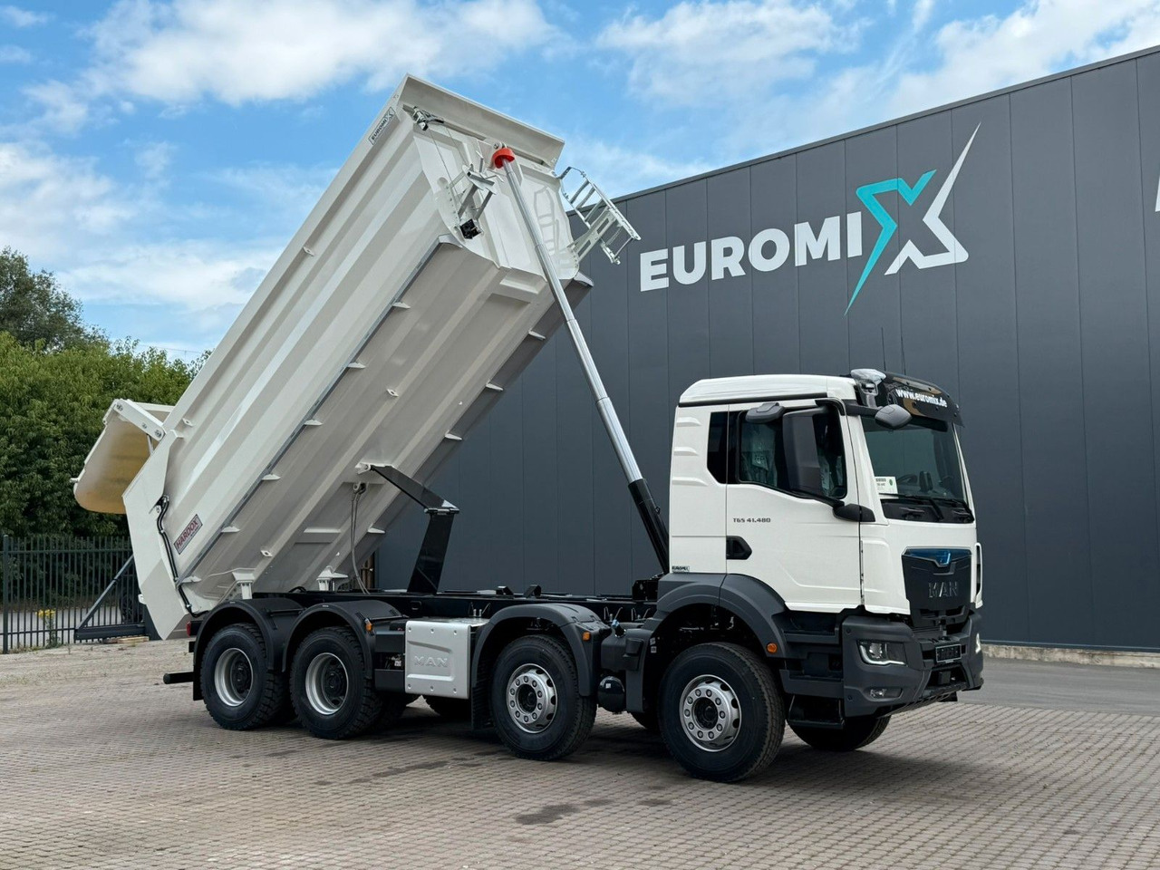 MAN TGS 41.480 BB 8X4 Euromix Mulden Kipper HARDOX - Caminhão basculante: foto 1 MAN TGS 41.480 BB 8X4 Euromix Mulden Kipper HARDOX - Caminhão basculante: foto 1