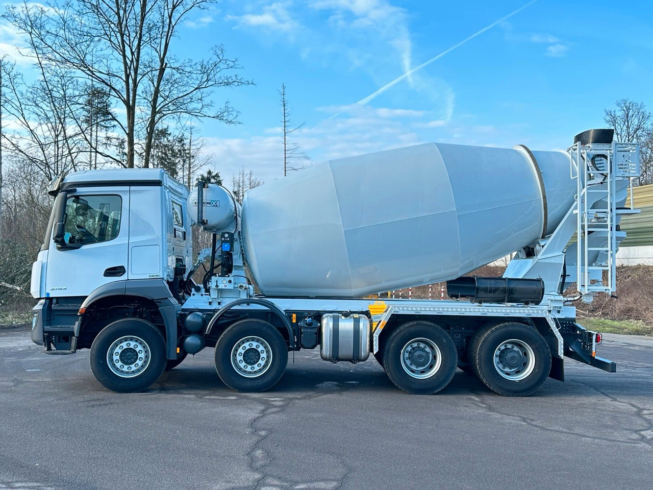 Mercedes-Benz Arocs 5 3743 8X4 / Euro6e EuromixMTP EM 10 L - Caminhão betoneira: foto 2 Mercedes-Benz Arocs 5 3743 8X4 / Euro6e EuromixMTP EM 10 L - Caminhão betoneira: foto 2
