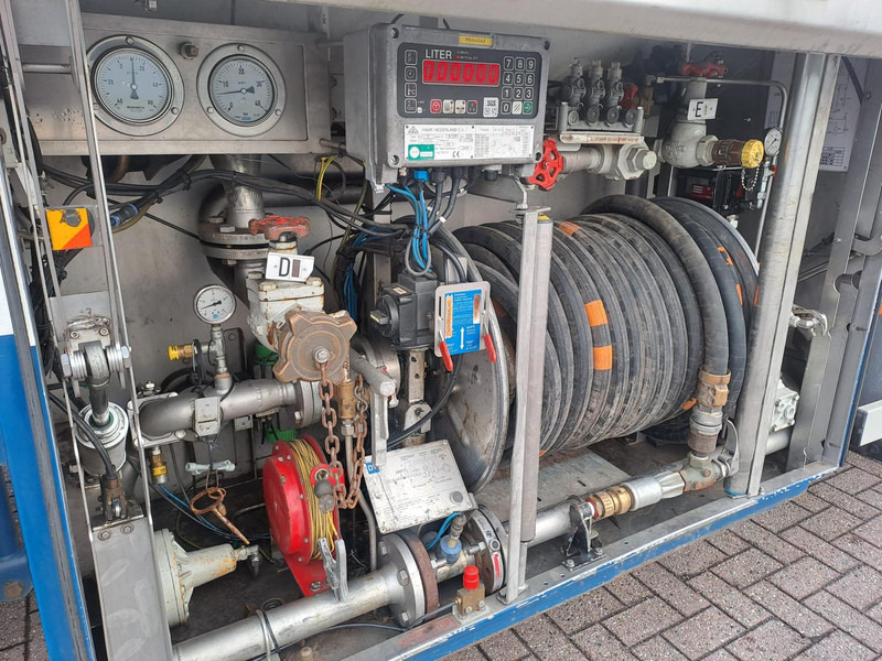 Caminhão tanque DAF FAN CF75. 6x2 -24030 L Gas tank truck -Gas, Gaz, LPG, GPL, Propane, Butane tank, Gastank ID 2.166 Rootselaar, flowmeter, pump, sunroof on tank: foto 6