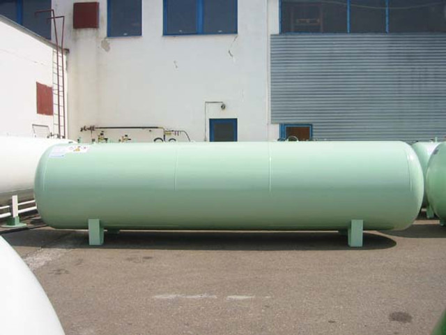 De Visser gastank Propaan/Butaan LPG tank 6400L (3,2 tons) Gas, Gaz, LPG Ø 1250 including tank fittings - Tanque de combustível: foto 3 De Visser gastank Propaan/Butaan LPG tank 6400L (3,2 tons) Gas, Gaz, LPG Ø 1250 including tank fittings - Tanque de combustível: foto 3