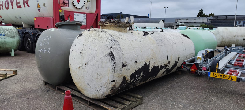 Visser 4850L(2.42 ton) Gastanks - Gas, Gaz, LPG, GPL, Propane, Butane tank Underground Gastank Used Tanks ID 1.008 ( Flexible options: Wholesale in a trailer/ Retail) - Caminhão tanque: foto 3 Visser 4850L(2.42 ton) Gastanks - Gas, Gaz, LPG, GPL, Propane, Butane tank Underground Gastank Used Tanks ID 1.008 ( Flexible options: Wholesale in a trailer/ Retail) - Caminhão tanque: foto 3