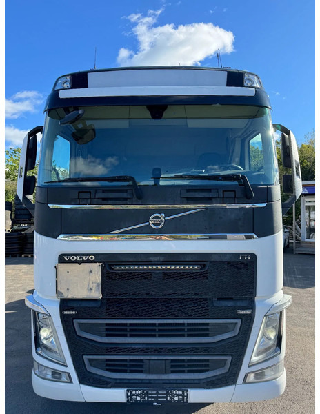 Volvo FH 540 8x2*4, ADR, Chassi (ex. Gas tank-truck), 2018 - Caminhão chassi: foto 2 Volvo FH 540 8x2*4, ADR, Chassi (ex. Gas tank-truck), 2018 - Caminhão chassi: foto 2