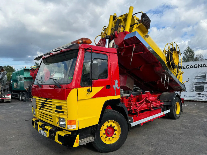 Volvo FL 10.320 4x2, Tipper 12m3 Sludge & Flushing Truck, with remote control, YM: 1990 - Caminhão limpa fossa: foto 3 Volvo FL 10.320 4x2, Tipper 12m3 Sludge & Flushing Truck, with remote control, YM: 1990 - Caminhão limpa fossa: foto 3