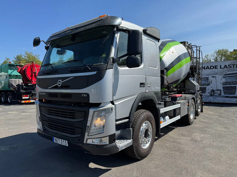Volvo FM 370 6x2*4, 8m3 Mixer with Hyrdaul.-slide, 2016 - Caminhão betoneira: foto 3 Volvo FM 370 6x2*4, 8m3 Mixer with Hyrdaul.-slide, 2016 - Caminhão betoneira: foto 3
