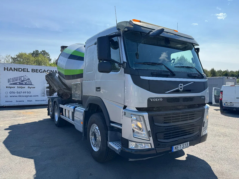 Volvo FM 370 6x2*4, 8m3 Mixer with Hyrdaul.-slide, 2016 - Caminhão betoneira: foto 1 Volvo FM 370 6x2*4, 8m3 Mixer with Hyrdaul.-slide, 2016 - Caminhão betoneira: foto 1