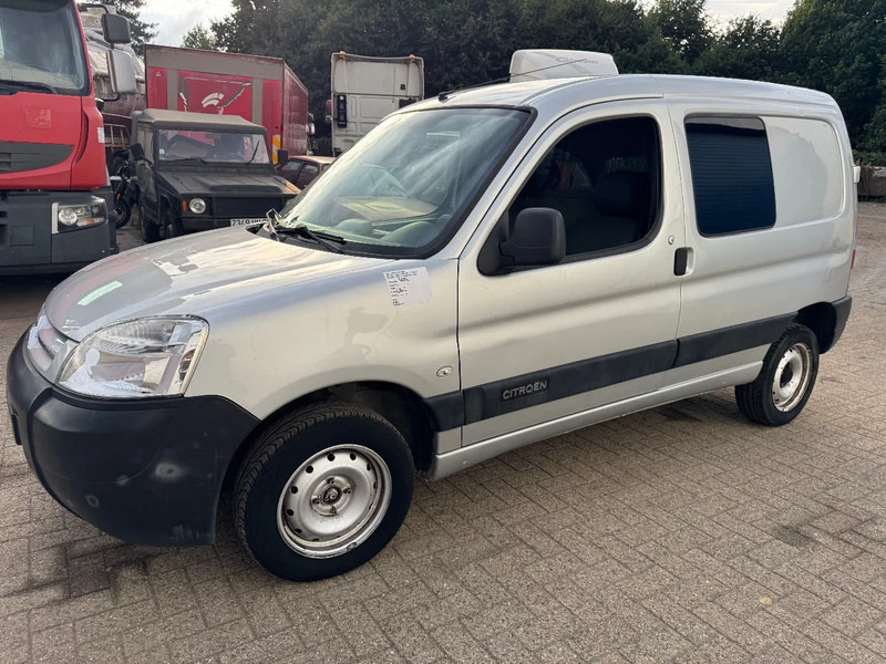 Citroën Berlingo **AIRCO-EURO4** - Furgão compacto: foto 1 Citroën Berlingo **AIRCO-EURO4** - Furgão compacto: foto 1
