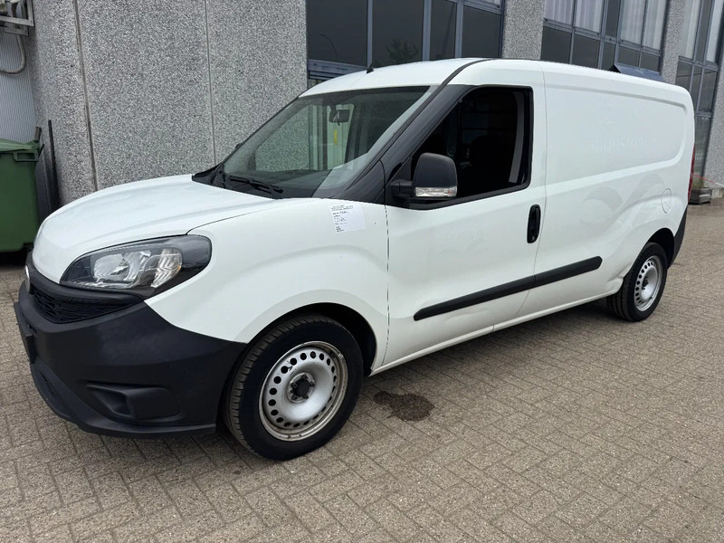 Fiat Doblò **EURO 6B-AIRCO** - Furgão compacto: foto 1 Fiat Doblò **EURO 6B-AIRCO** - Furgão compacto: foto 1