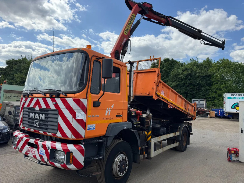 MAN ME 18.250 4X4 **4X4-TIPPER+PALFINGER PK7501-BELGIAN TRUCK** - Caminhão basculante, Caminhão grua: foto 2 MAN ME 18.250 4X4 **4X4-TIPPER+PALFINGER PK7501-BELGIAN TRUCK** - Caminhão basculante, Caminhão grua: foto 2