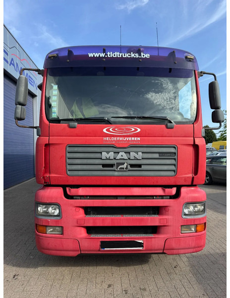 MAN TGA 26.350 **6X2-BELGIAN TRUCK** - Caminhão furgão: foto 2 MAN TGA 26.350 **6X2-BELGIAN TRUCK** - Caminhão furgão: foto 2