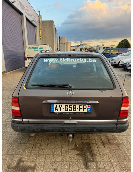 Mercedes-Benz 300-serie **W124-300TD-TURBO DIESEL** - Automóvel: foto 5 Mercedes-Benz 300-serie **W124-300TD-TURBO DIESEL** - Automóvel: foto 5