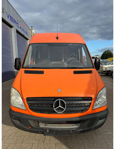 Mercedes-Benz Sprinter 310 **LIFT-HAYON-LBW** - Furgão: foto 2 Mercedes-Benz Sprinter 310 **LIFT-HAYON-LBW** - Furgão: foto 2