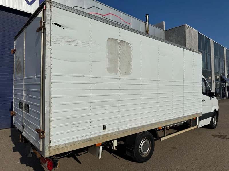 Mercedes-Benz Sprinter 313 **BOX 4.94L-MANUAL GEARBOX** - Carrinha de contentor: foto 4 Mercedes-Benz Sprinter 313 **BOX 4.94L-MANUAL GEARBOX** - Carrinha de contentor: foto 4