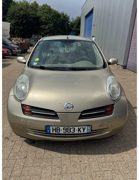 Nissan Micra **PETROL-ESSENCE-AIRCO** - Sedã: foto 2 Nissan Micra **PETROL-ESSENCE-AIRCO** - Sedã: foto 2