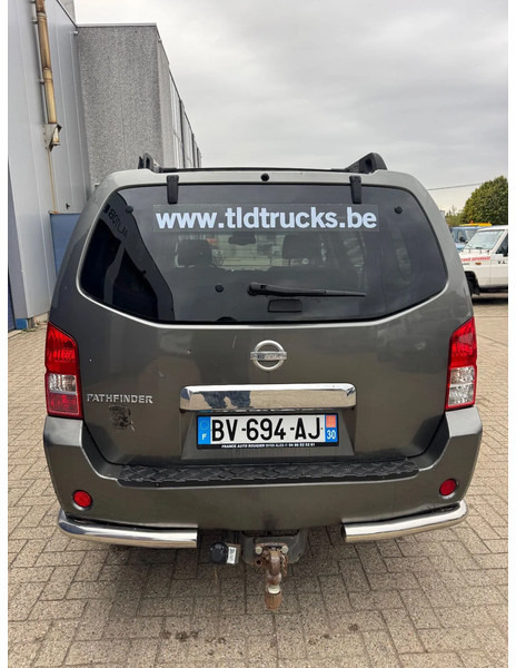 Nissan Pathfinder **AIRCO-EURO 3-7 SEATS** - Automóvel: foto 5 Nissan Pathfinder **AIRCO-EURO 3-7 SEATS** - Automóvel: foto 5