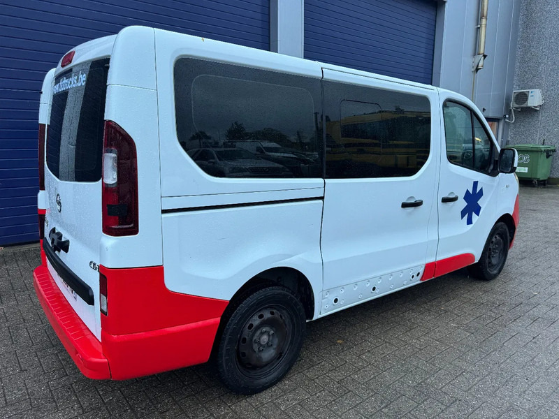 Opel Vivaro **AMBULANCE-RETTUNGSWAGEN** - Ambulância: foto 4 Opel Vivaro **AMBULANCE-RETTUNGSWAGEN** - Ambulância: foto 4