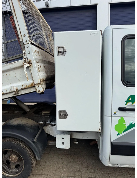 Renault Master **EURO 5-2300DCI** - Furgão basculante: foto 4 Renault Master **EURO 5-2300DCI** - Furgão basculante: foto 4