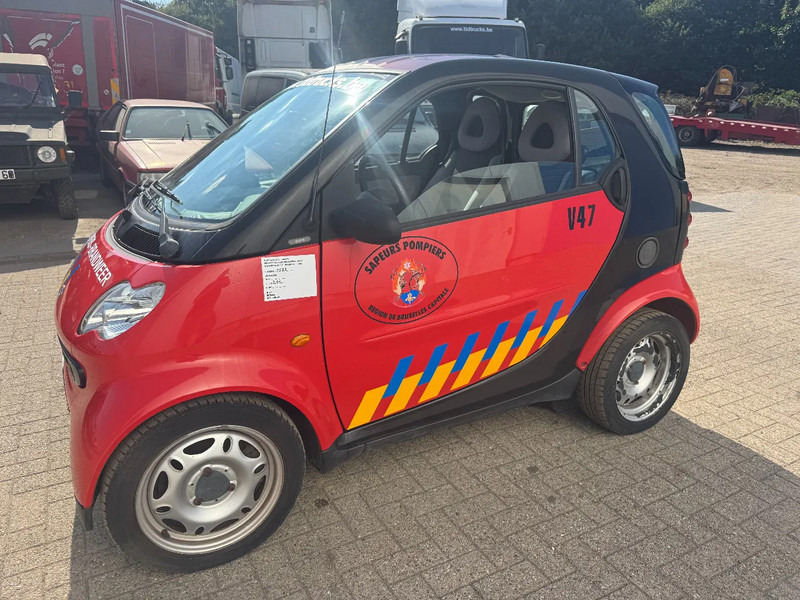 Smart Fortwo **AIRCO-CLIME-AUTOMATIC** - Automóvel: foto 1 Smart Fortwo **AIRCO-CLIME-AUTOMATIC** - Automóvel: foto 1