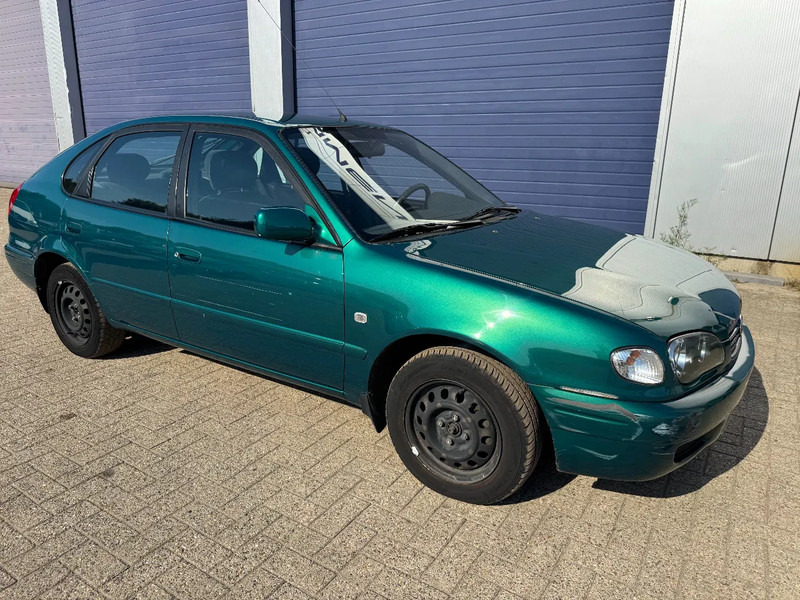 Toyota Corolla **5DOORS-PETROL-BELGIAN CAR-1A** - Sedã: foto 3 Toyota Corolla **5DOORS-PETROL-BELGIAN CAR-1A** - Sedã: foto 3