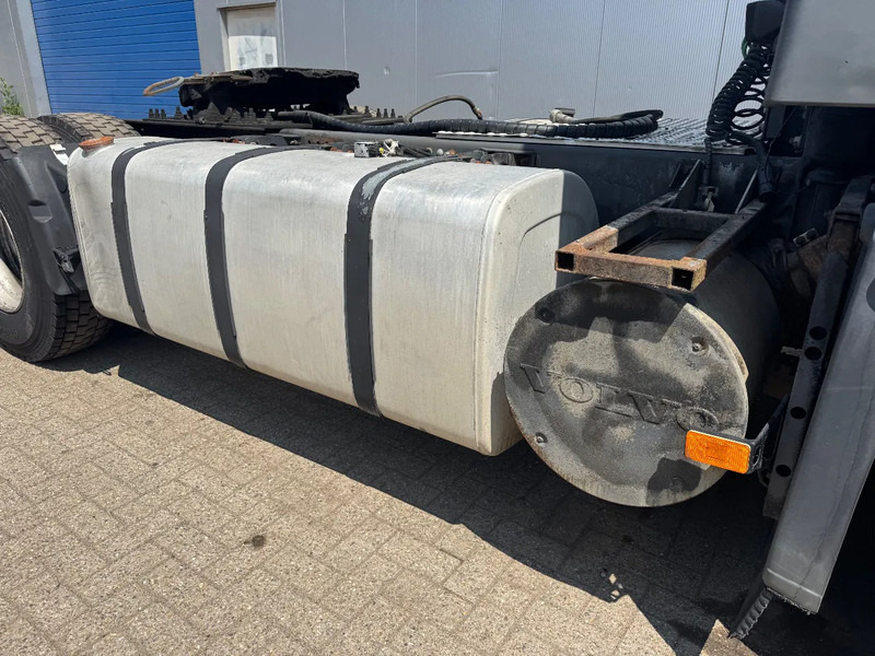 Volvo FM 300 **EURO 3-BELGIAN TRUCK-I SHIFT-PTO** - Tractor: foto 4 Volvo FM 300 **EURO 3-BELGIAN TRUCK-I SHIFT-PTO** - Tractor: foto 4