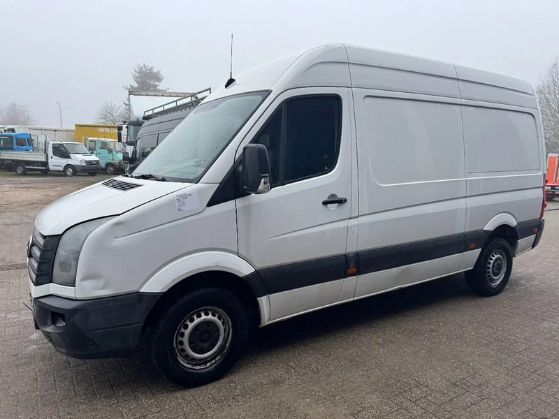 Volkswagen Crafter **TDI-EURO 5** - Furgão: foto 1 Volkswagen Crafter **TDI-EURO 5** - Furgão: foto 1
