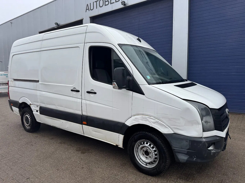 Volkswagen Crafter **TDI-EURO 5** - Furgão: foto 3 Volkswagen Crafter **TDI-EURO 5** - Furgão: foto 3