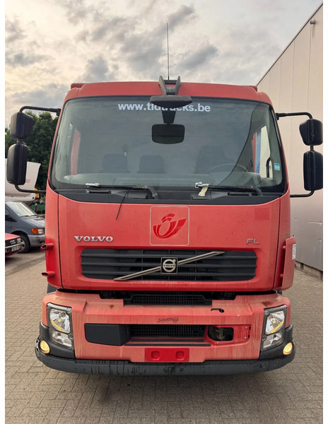 Volvo FL 240 **EURO4-BOITE MANUELLE** - Caminhão furgão: foto 2 Volvo FL 240 **EURO4-BOITE MANUELLE** - Caminhão furgão: foto 2