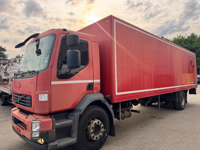 Volvo FL 240 **EURO4-BOITE MANUELLE** - Caminhão furgão: foto 1 Volvo FL 240 **EURO4-BOITE MANUELLE** - Caminhão furgão: foto 1