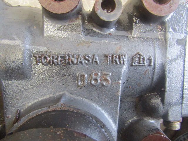 DAF CF 85 TRACTOR UNIT STEERING BOX TYPE TRW49001401 - Direcção de Caminhão: foto 3 DAF CF 85 TRACTOR UNIT STEERING BOX TYPE TRW49001401 - Direcção de Caminhão: foto 3
